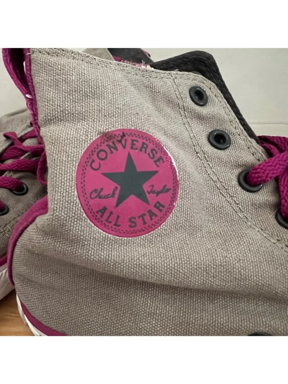 Converse Size 6 Gray Pink Chuck Taylor All Star High Top Sneakers Retro Shoes